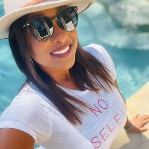 Meet your Posher, Latoya